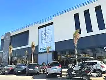 Medical For sale in Avenue Mall - Hyde Park Compound, Hyde Park Compound, 123 sqm