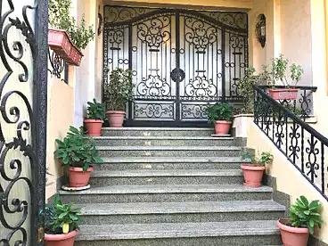 Apartments For sale in PILOT HALAWANY St., El Narges 2, 265 sqm