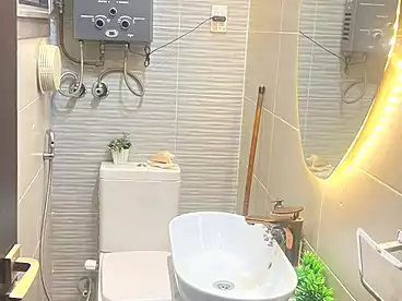 Apartments For sale in Taqseem Omar Ibn El Khattab, Gisr Al Suez, 130 sqm