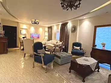عقارات للبيع في المجاورة الاولى، الحي الثامن، 335 متر