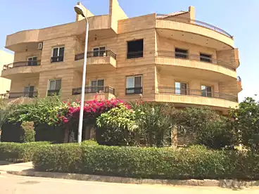 Apartments For sale in Aisha Abd El Rahman St., South Academy (B), 290 sqm