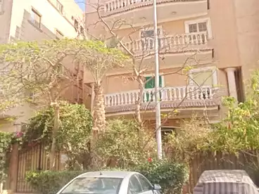 عقارات للبيع في شارع 2، الحي الخامس، 220 متر