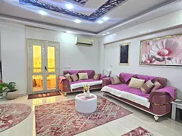 عقارات للبيع في المجاورة الأولى، الحي الرابع، 185 متر