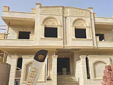 شقق للبيع في شارع التحرير، شرق الأكاديمية، 210 متر