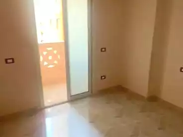 Apartments For sale in Nabawy Al Mohandes St, El Mandara, 102 sqm