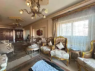 شقق للبيع في كامب شيزار، الاسكندرية، 180 متر