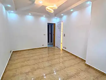 Properties For sale in Mahmoud El-Isawy St., Miami, 170 sqm