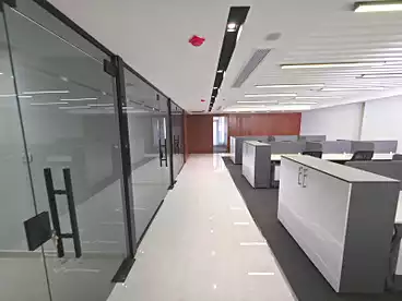 مكاتب للإيجار في كمبوند وان قطاميه - مرشدي جروب، كمبوند بالمعادي، 1000 متر