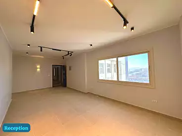 مكاتب للإيجار في أبراج سما المعادي، كمبوند بالمعادي، 160 متر