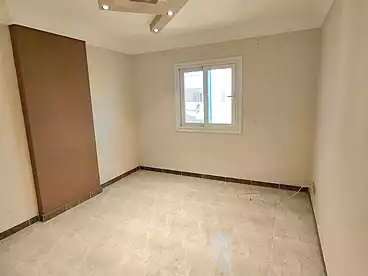شقق للبيع في شارع خليل حماده، سيدي بشر بحري، 120 متر