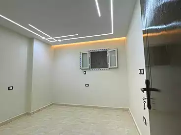 شقق للبيع في شارع الخمسين، النزهة 2، 140 متر
