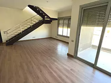 Penthouse For sale in Village Gate Compound - Palm Hills, Compounds in New Cairo, 210 sqm