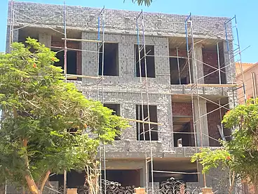 شقق للبيع في شارع معاذ بن جبل، جنوب الاكاديميه (أ)، 200 متر