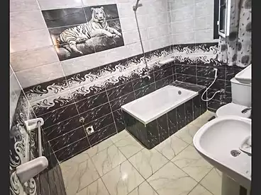 شقق للبيع في الهانوفيل، العجمي، 100 متر