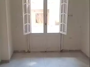 شقق للبيع في شارع 1، بيانكي، 100 متر