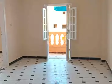 شقق للبيع في شارع الورشة، الهانوفيل، 100 متر