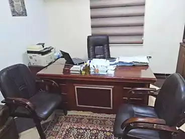 إداري للبيع في أبو يوسف، العجمي، 120 متر