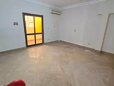 إداري للإيجار في شارع عباس العقاد، مدينة نصر، 300 متر