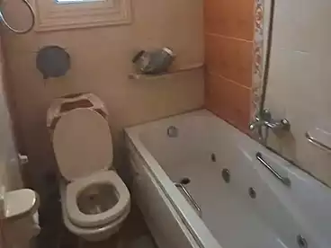عقارات للإيجار في كامب شيزار، الاسكندرية، 170 متر