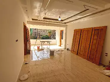 إداري للإيجار في شارع النزهة، مصر الجديدة، 200 متر