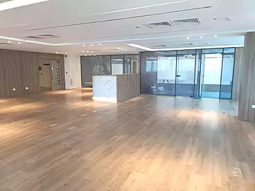 عقارات للإيجار في شارع التسعين الجنوبي، شارع التسعين، 630 متر