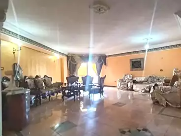 Apartments For sale in Ibrahim El-Attar St, Zezenia, 230 sqm