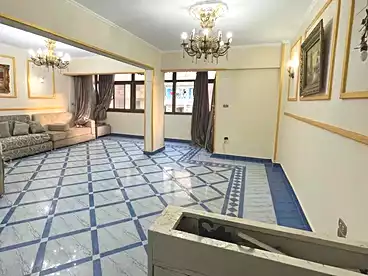 شقق للبيع في شارع الجلاء، فيكتوريا، 175 متر