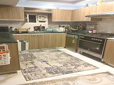 Apartments For sale in Southern 90th St., 90th Street, 340 sqm