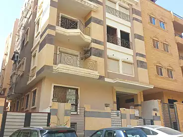 Residential For sale in Abo El Hawl 3, Gardenia Heights - Abo El Hawl, 200 sqm