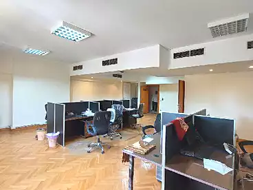 إداري للإيجار في شارع نهرو، الميريلاند، 350 متر