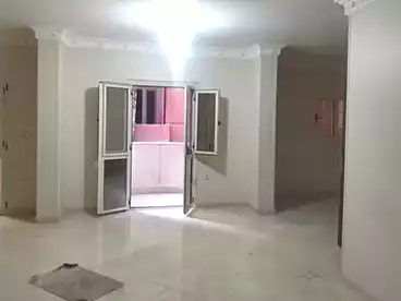 عقارات للإيجار في الكيلو 21، العجمي، 200 متر