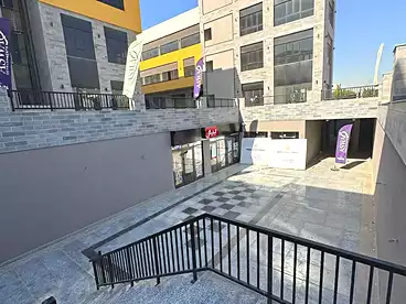 Commercial For sale in Mercado Mall - Aswaq, Compounds in Elshorouk City, 25 sqm