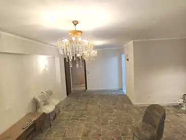 Apartments For sale in El Eshrein St., Ain Shams El Sharkia, 135 sqm