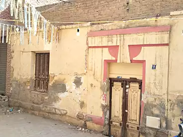 Building For sale in El Teraah El Bolakia, Shoubra, 80 sqm