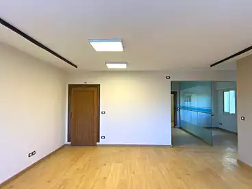 Properties For rent in Zahraa El Maadi St, Zahraa El Maadi, 375 sqm