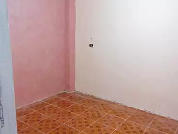 شقق للبيع في اللبيني، فيصل، 150 متر