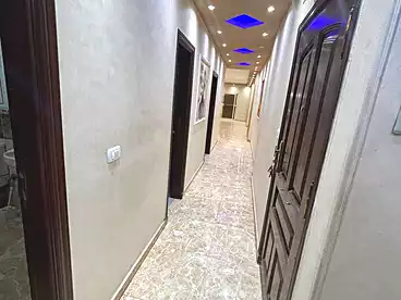 شقق للإيجار في شارع المجزر الالي، اللبيني، 200 متر