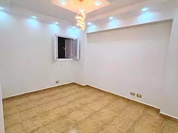 شقق للبيع في شارع محمود العيسوي، سيدي بشر بحري، 170 متر