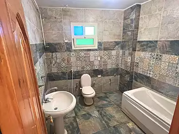 Properties For sale in Street 100, Tenth Neighborhood, 215 sqm
