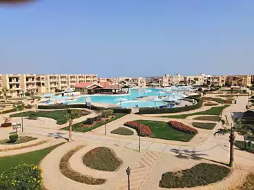 في ريجينا العين السخنة، منتجعات العين السخنه، 130 متر