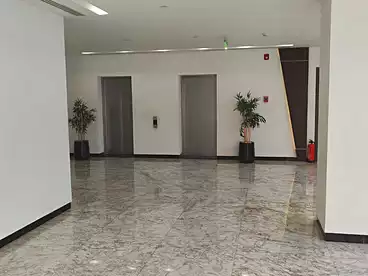 إداري للبيع في أجورا مول - ميك بليس، كمبوند بالشيخ زايد، 208 متر