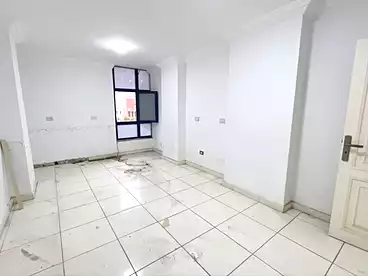 إداري للإيجار في شارع الجلاء، فيكتوريا، 115 متر