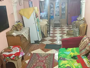 شقق للبيع في بحرى - الأنفوشى، الاسكندرية، 100 متر