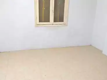 شقق للإيجار في أول فيصل، فيصل، 100 متر