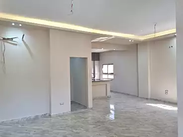 Duplex For rent in Area 5, Thirteenth Neighborhood, 240 sqm