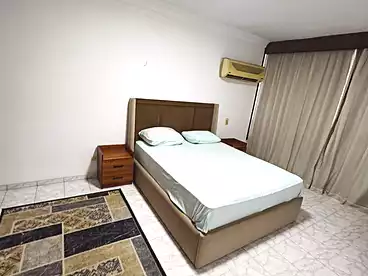 في شارع حسن افلاطون، أرض الجولف، 140 متر
