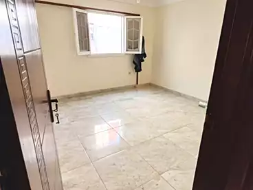 Apartments For sale in El Seyouf, Alexandria, 135 sqm
