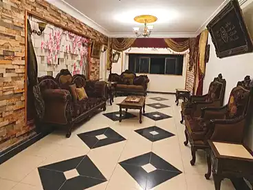 شقق للبيع في شارع الطيار، البيطاش، 150 متر