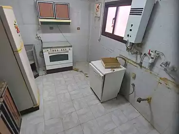 Apartments For sale in Borhan St., Helwan El Sharkeya, 174 sqm