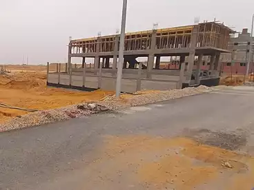 للبيع في الحي الخامس، بيت الوطن، 750 متر